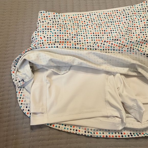 Peter Millar Women's Performance Alice Petal Hem White Multi color Golf Skort M - Picture 11 of 11